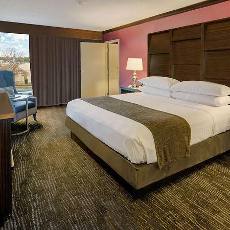 Doubletree By Hilton Decatur Riverfront Eksteriør billede