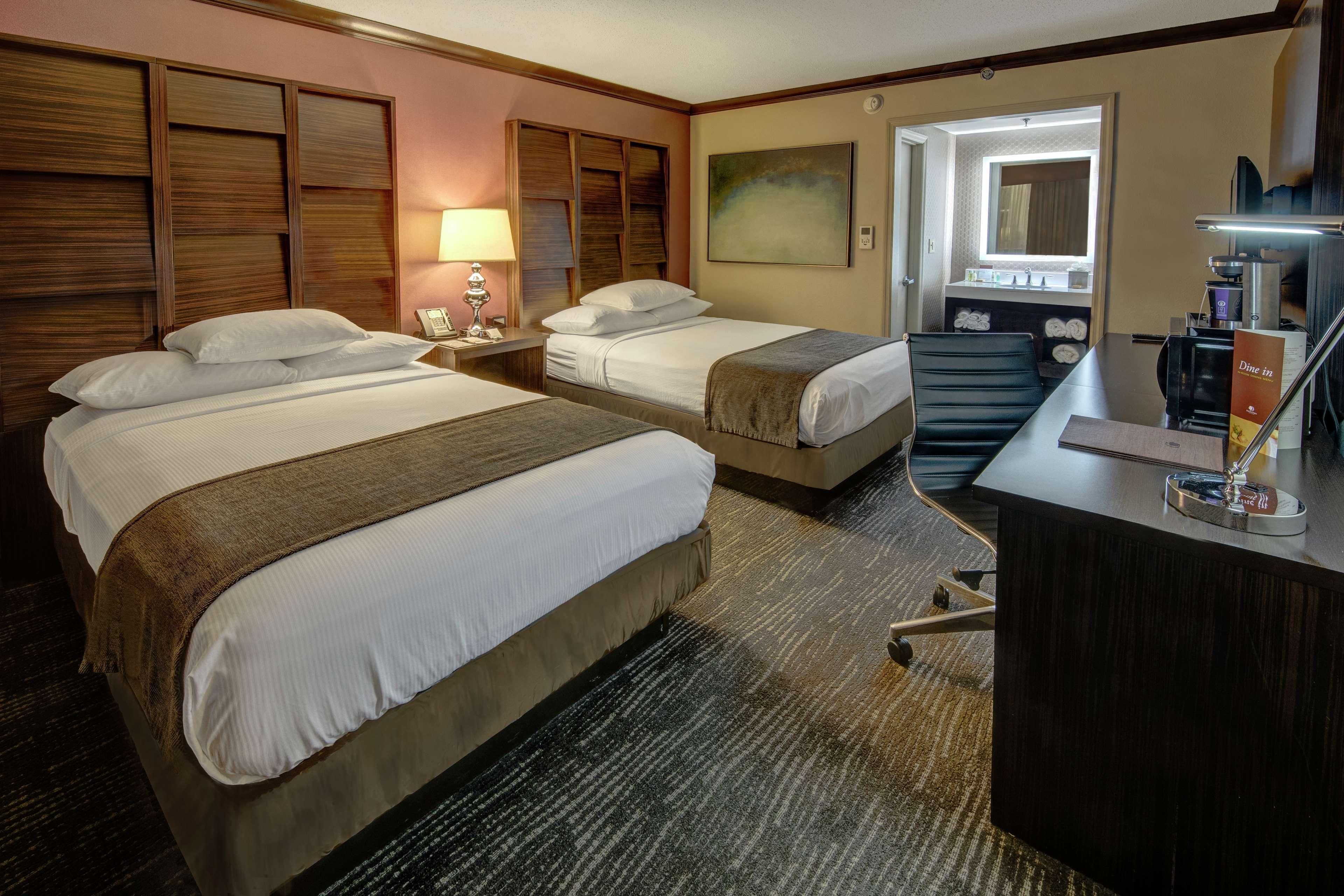 Doubletree By Hilton Decatur Riverfront Eksteriør billede