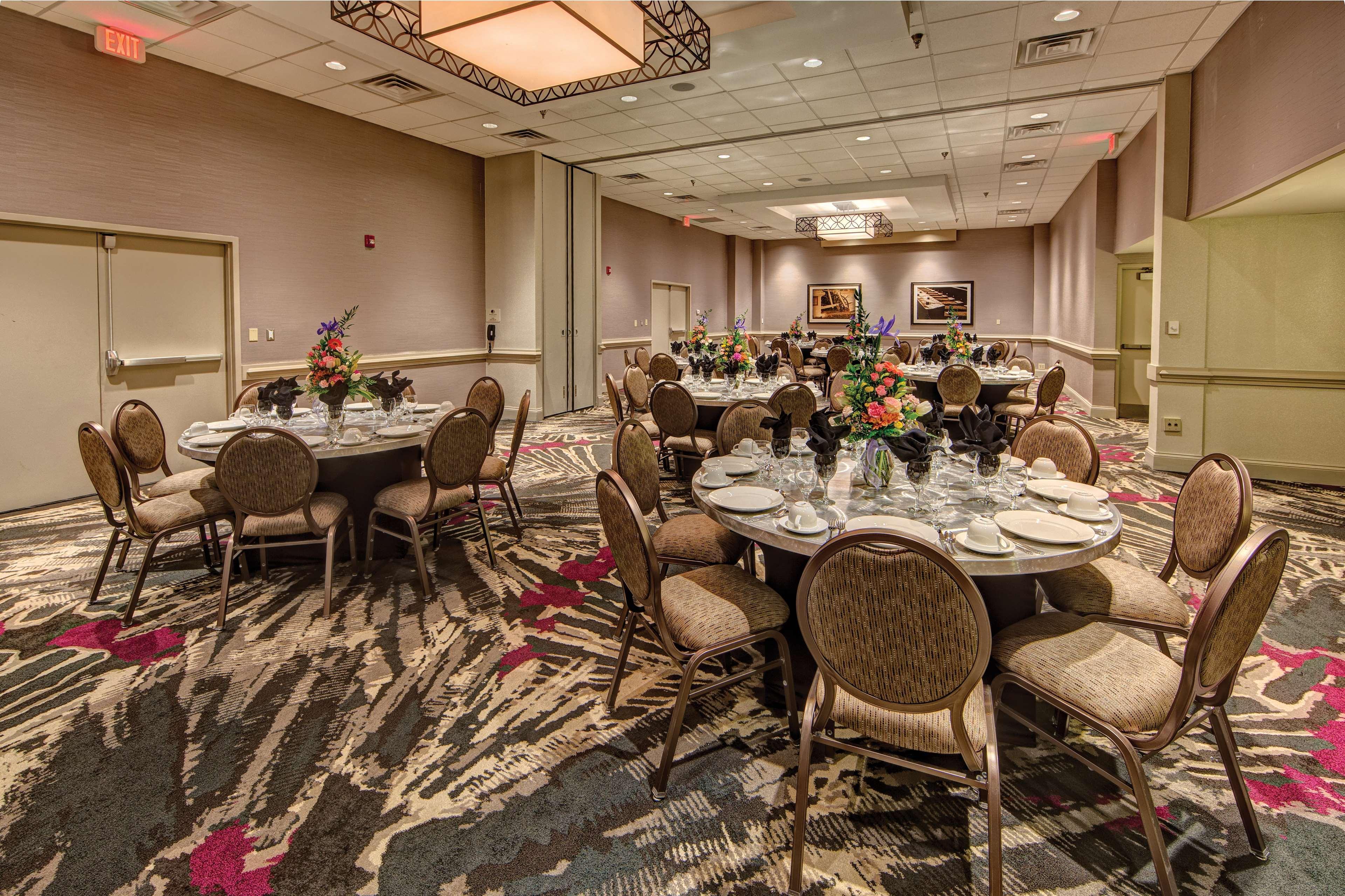 Doubletree By Hilton Decatur Riverfront Eksteriør billede