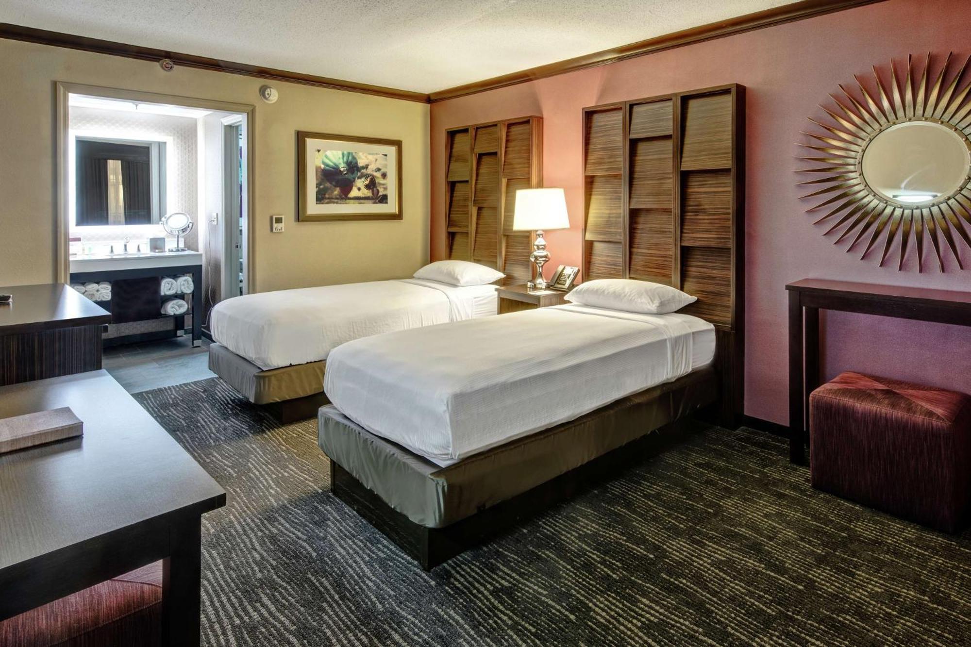 Doubletree By Hilton Decatur Riverfront Eksteriør billede