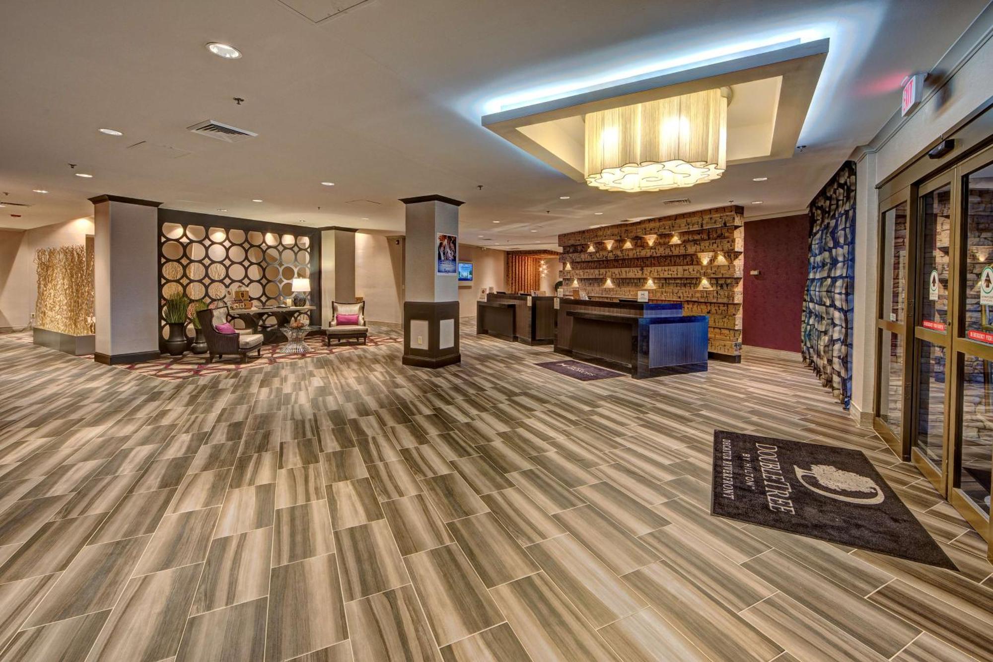 Doubletree By Hilton Decatur Riverfront Eksteriør billede